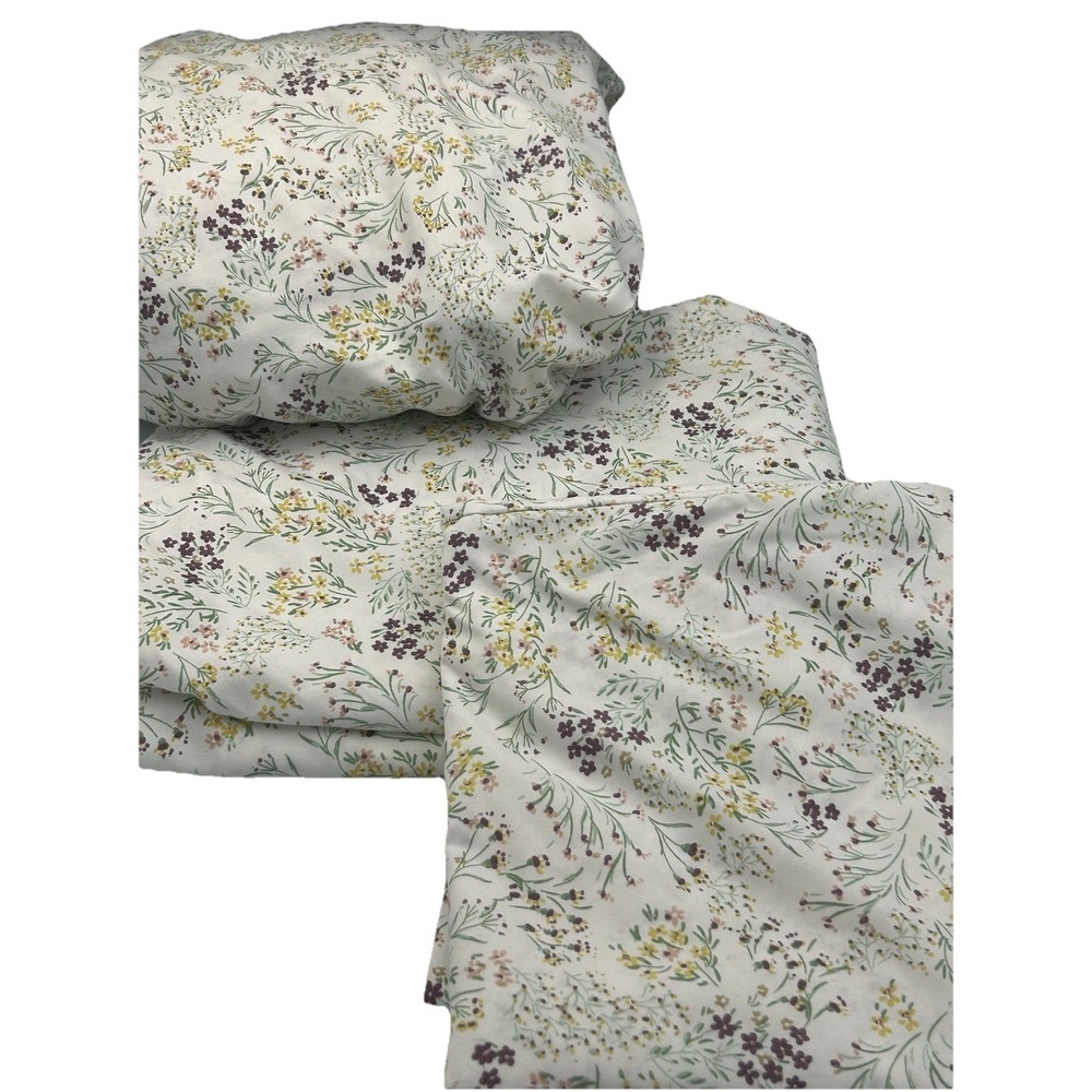 Vtg Full Size Sheet Set w/Pillow Cases Home Classics Floral Pastel Polyester